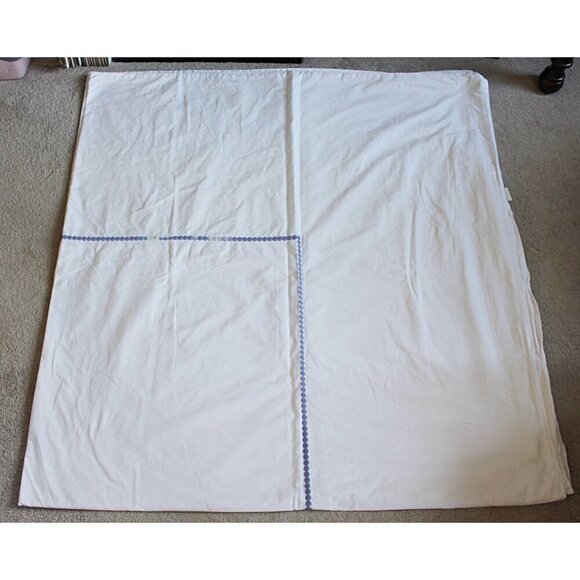 Pottery Barn PBTeen - Pop Dot Duvet Cover in White + Purple, size Queen - Picture 1 of 8